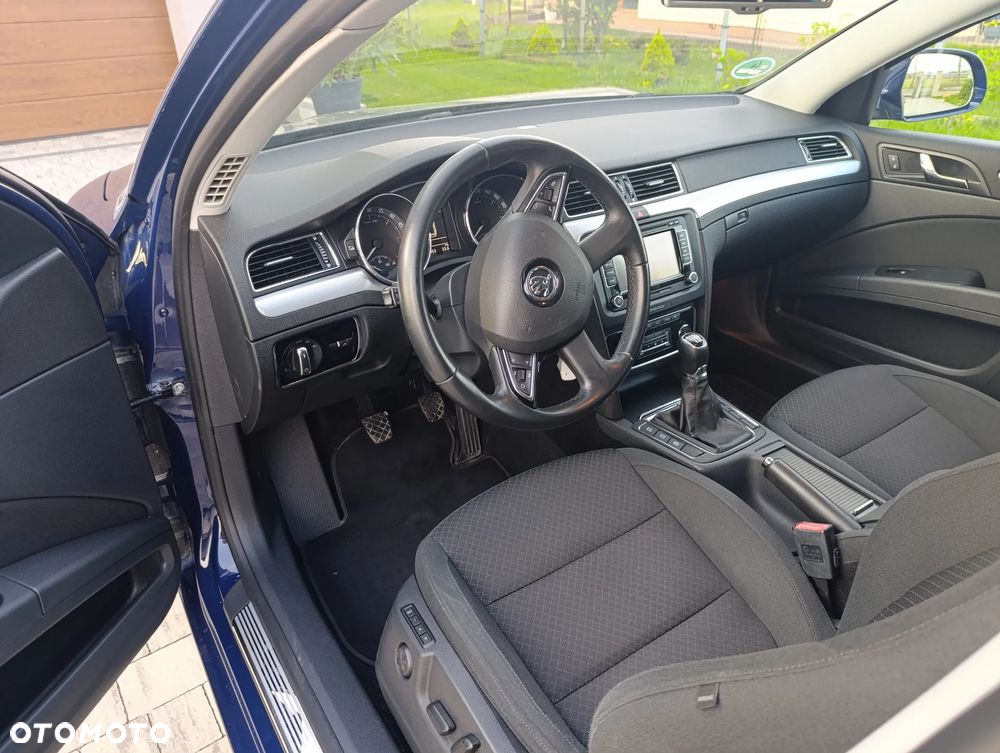 Skoda Superb Combi 2.0 TDI Comfort - 5