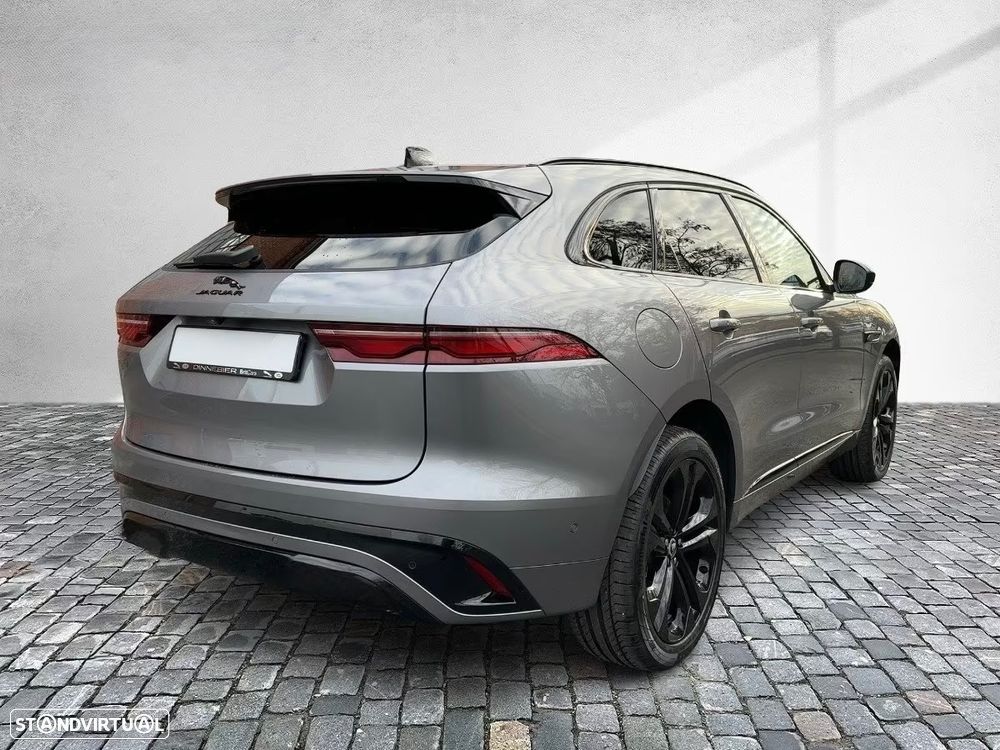 Jaguar F-Pace - 4
