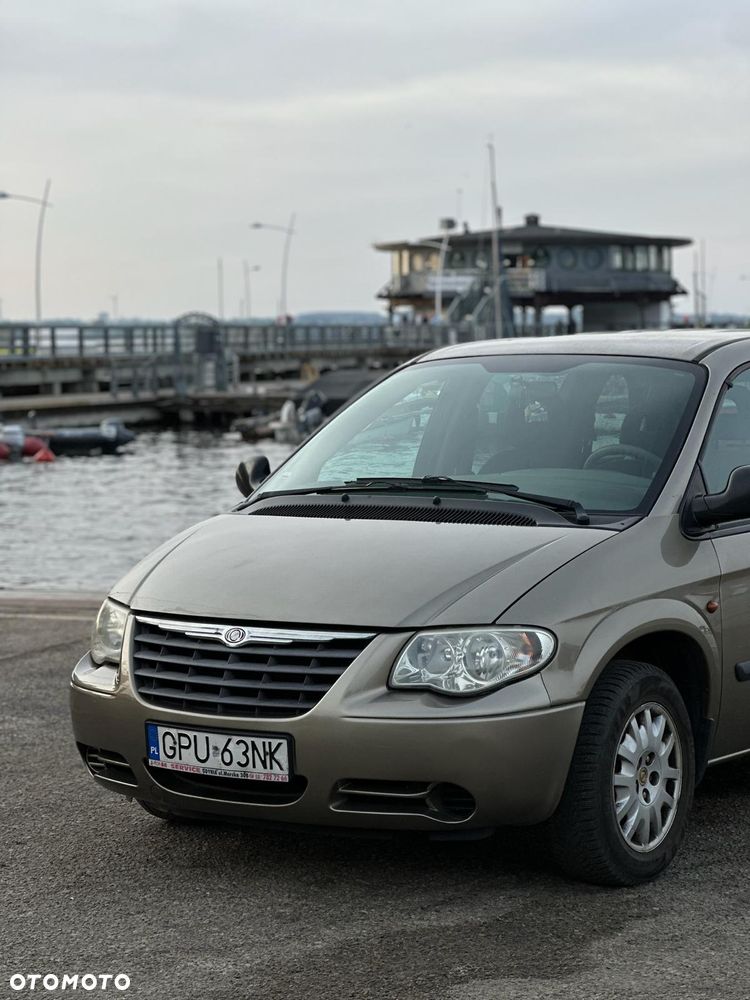 Chrysler Voyager - 2
