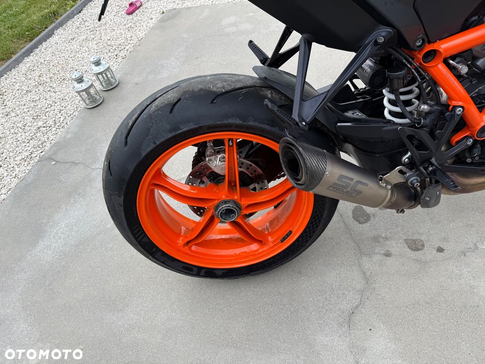 KTM Super Duke - 22