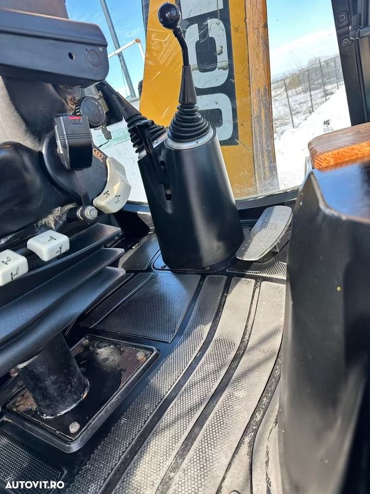 JCB 3cx - 10