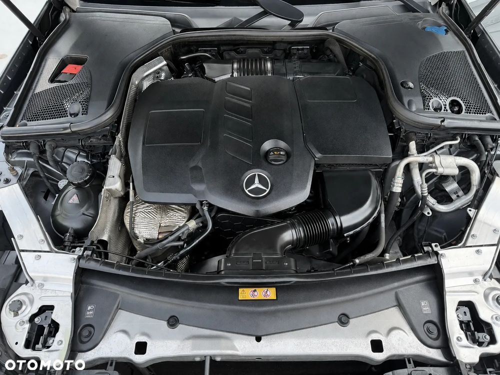 Mercedes-Benz Klasa E 220 d 4Matic 9G-TRONIC Exclusive - 7