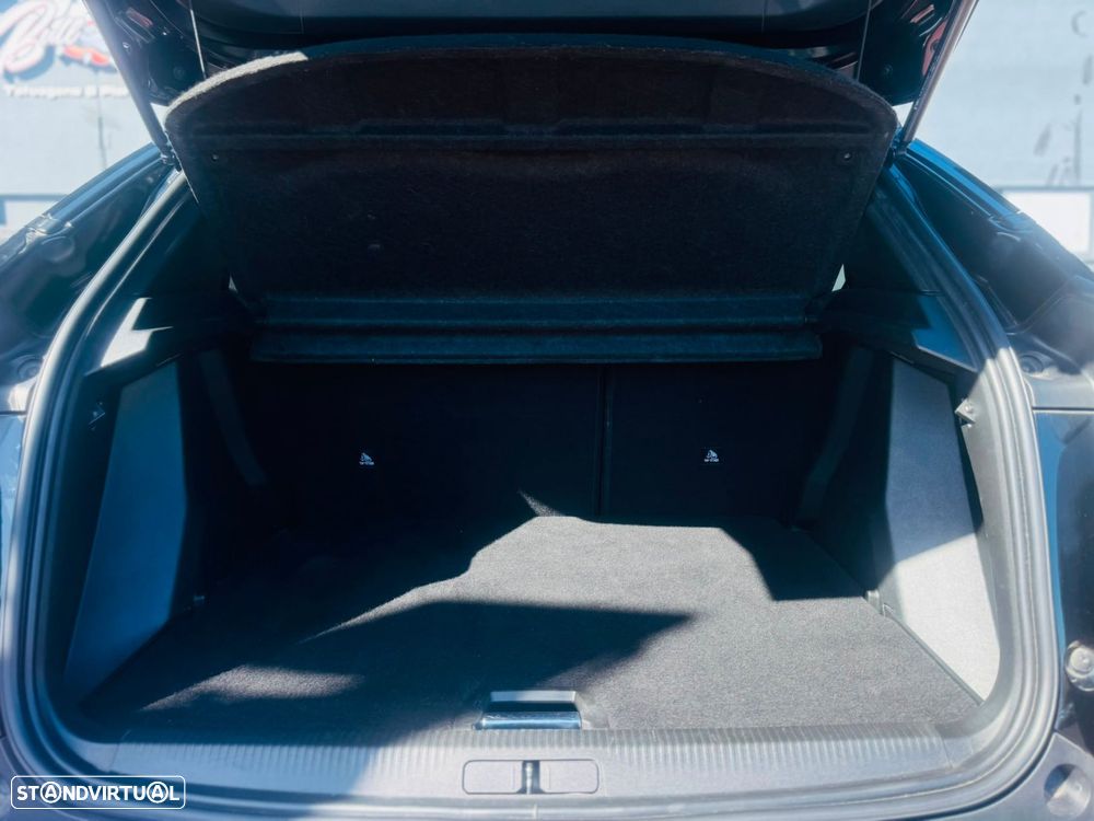 Peugeot 2008 1.2 PureTech Allure Pack EAT8 - 14