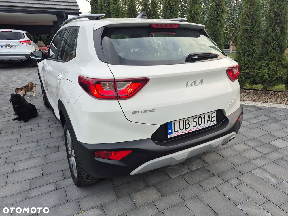 Kia Stonic - 8