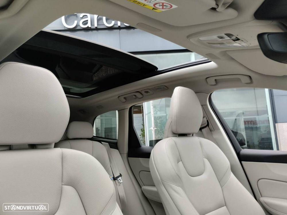 Volvo XC 60 2.0 T6 PHEV Plus Bright - 4