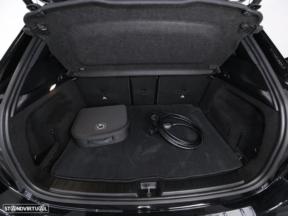 Mercedes-Benz EQA 350 4Matic AMG Line - 13