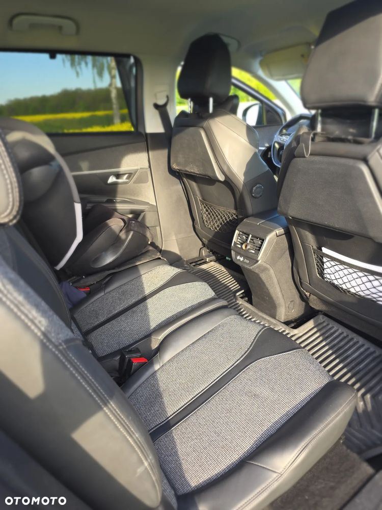 Peugeot 5008 BlueHDi 130 EAT8 Allure - 13