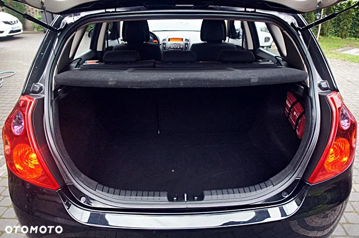 Kia Ceed - 24