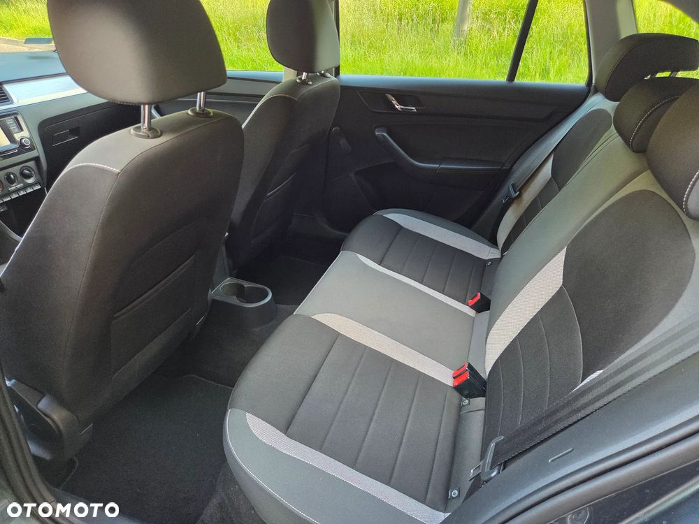 Skoda RAPID 1.2 TSI Ambition - 20