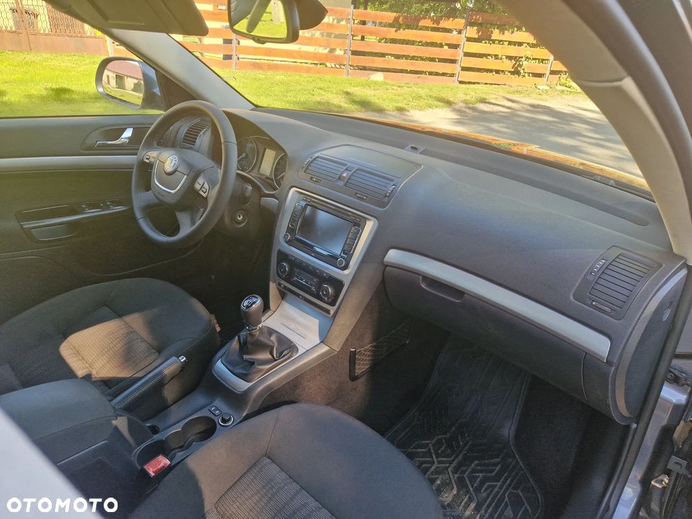 Skoda Octavia 1.8 T FSI Elegance - 12