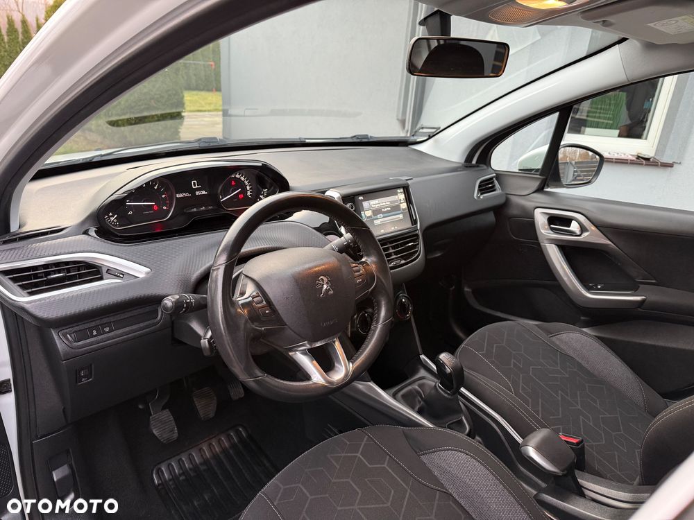 Peugeot 2008 BlueHDi 100 STOP & START Active - 9