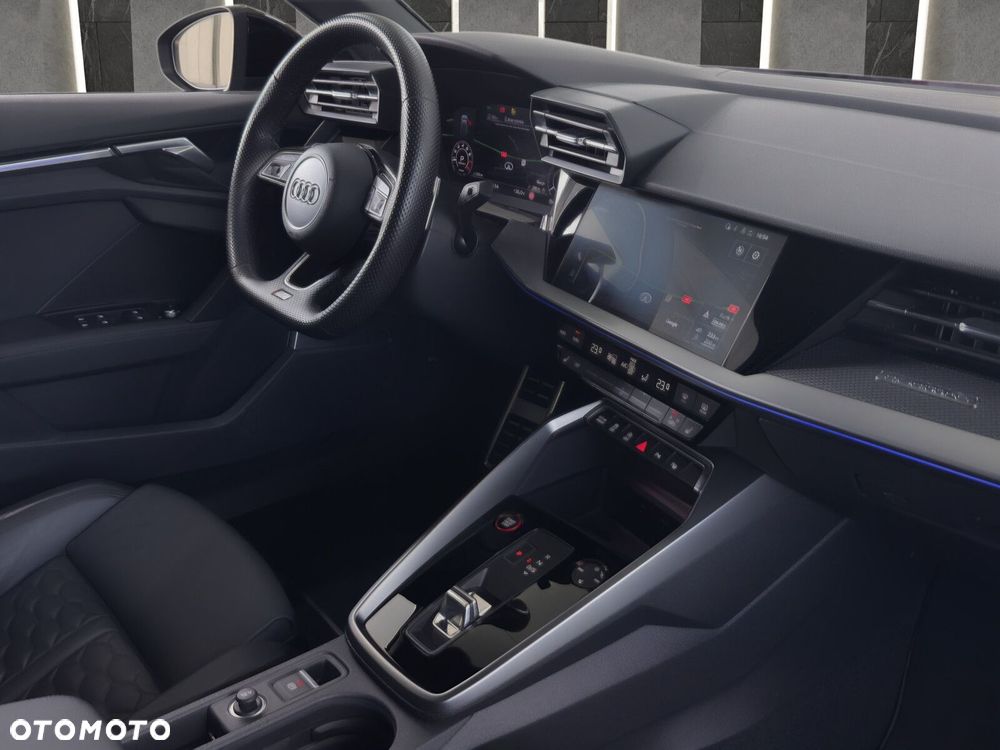 Audi RS3 Sportback - 16