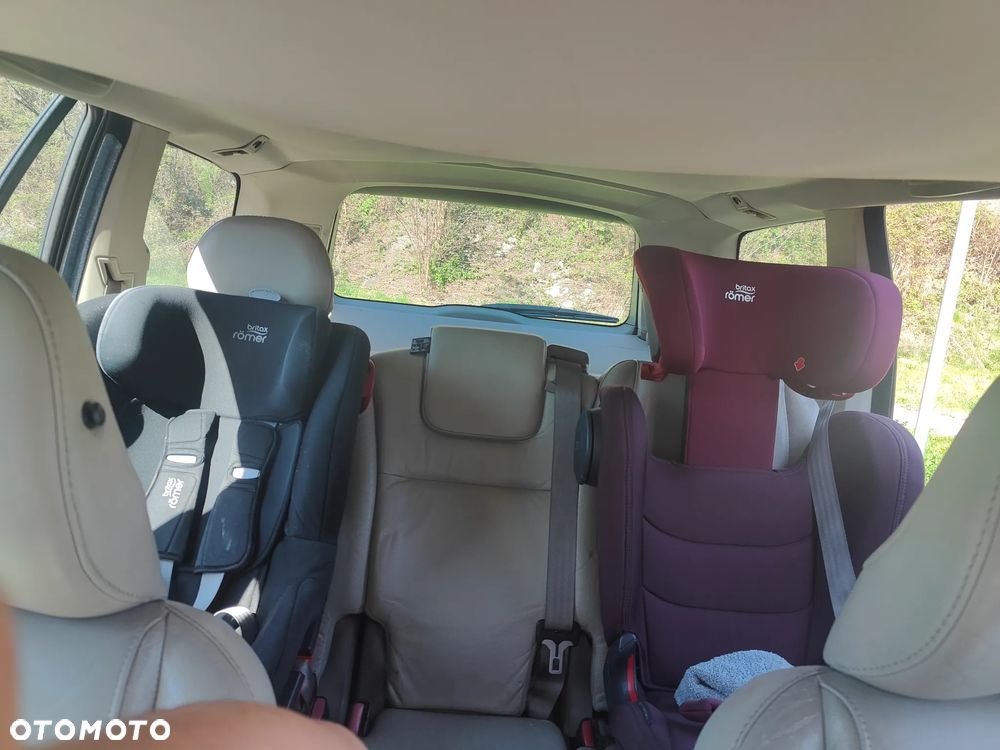 Volvo XC 90 D5 Momentum - 27