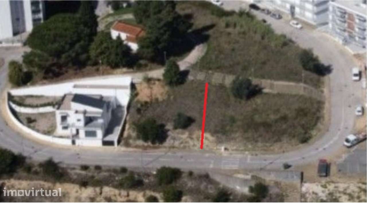 Terreno urbano de 420m² em Coimbra - Grande imagem: 3/8
