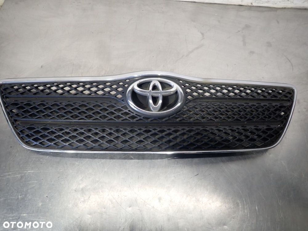 GRILL ATRAPA TOYOTA COROLLA E12 - 1