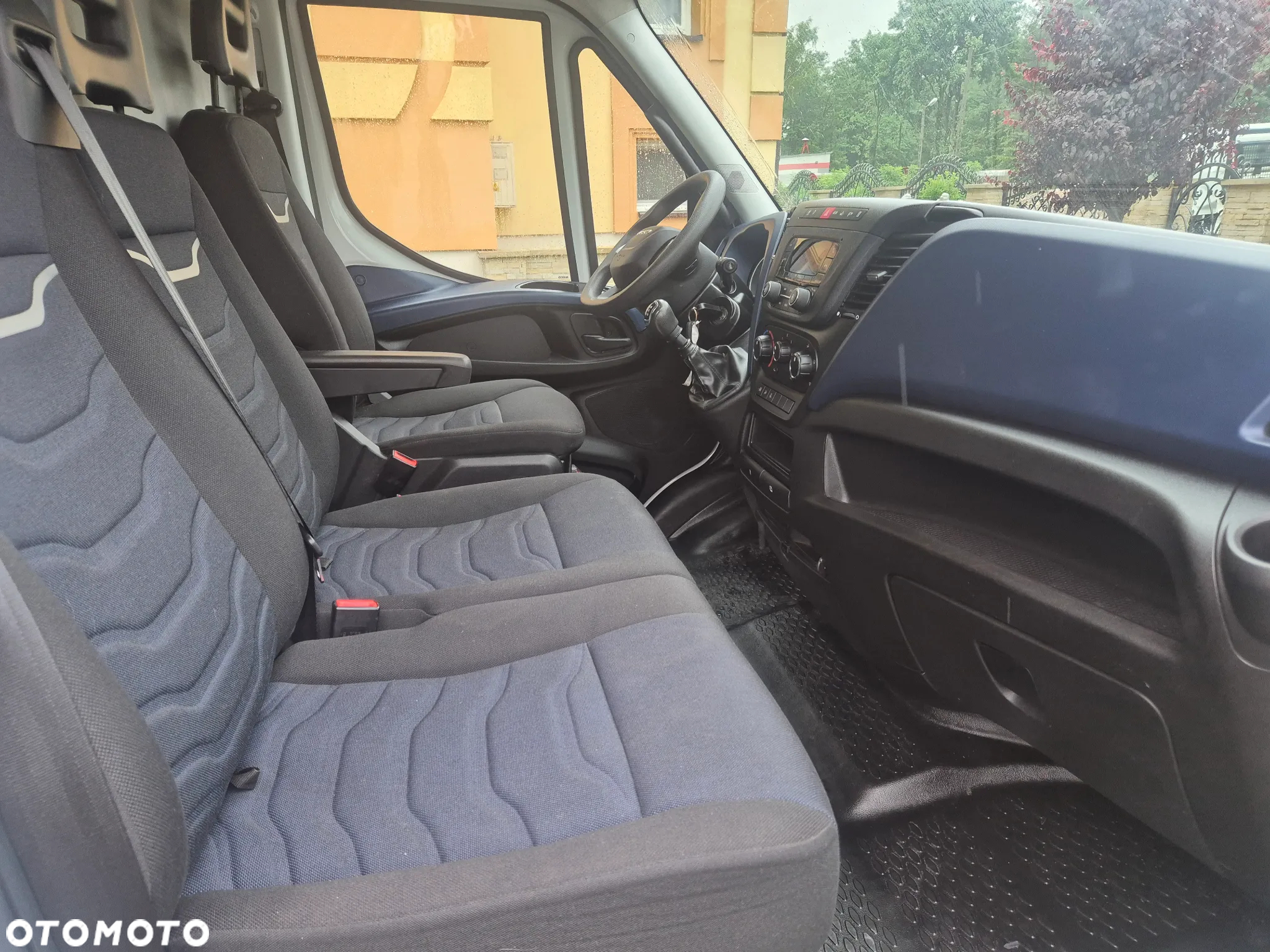 Iveco DAILY 35S14 L3H2 JAK NOWY SPROWADZAONY LIFT - 23