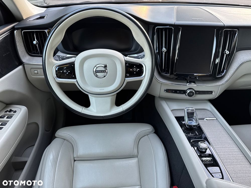 Volvo XC 60 B4 D AWD Geartronic Inscription - 20