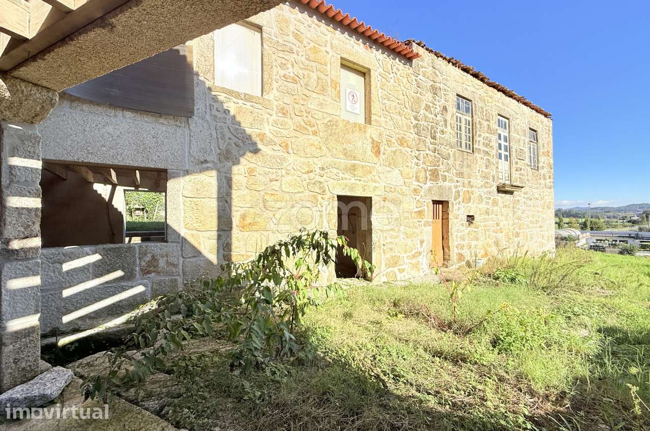 Quintinha com elevado potencial construtivo em Gondifelos - Grande imagem: 4/33