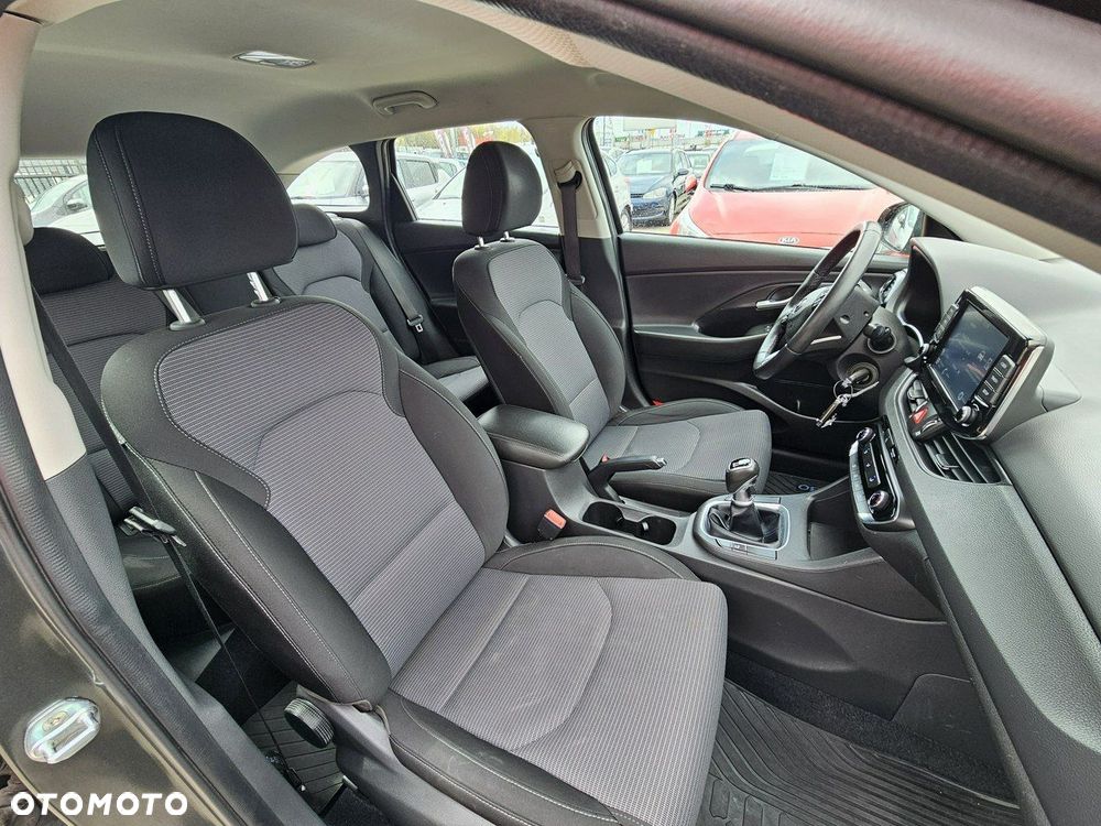 Hyundai i30 1.0 T-GDI Modern - 12