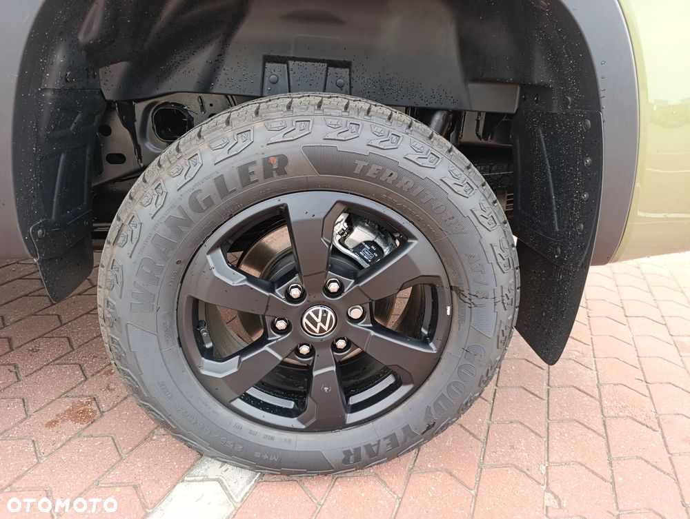 Volkswagen Amarok - 13
