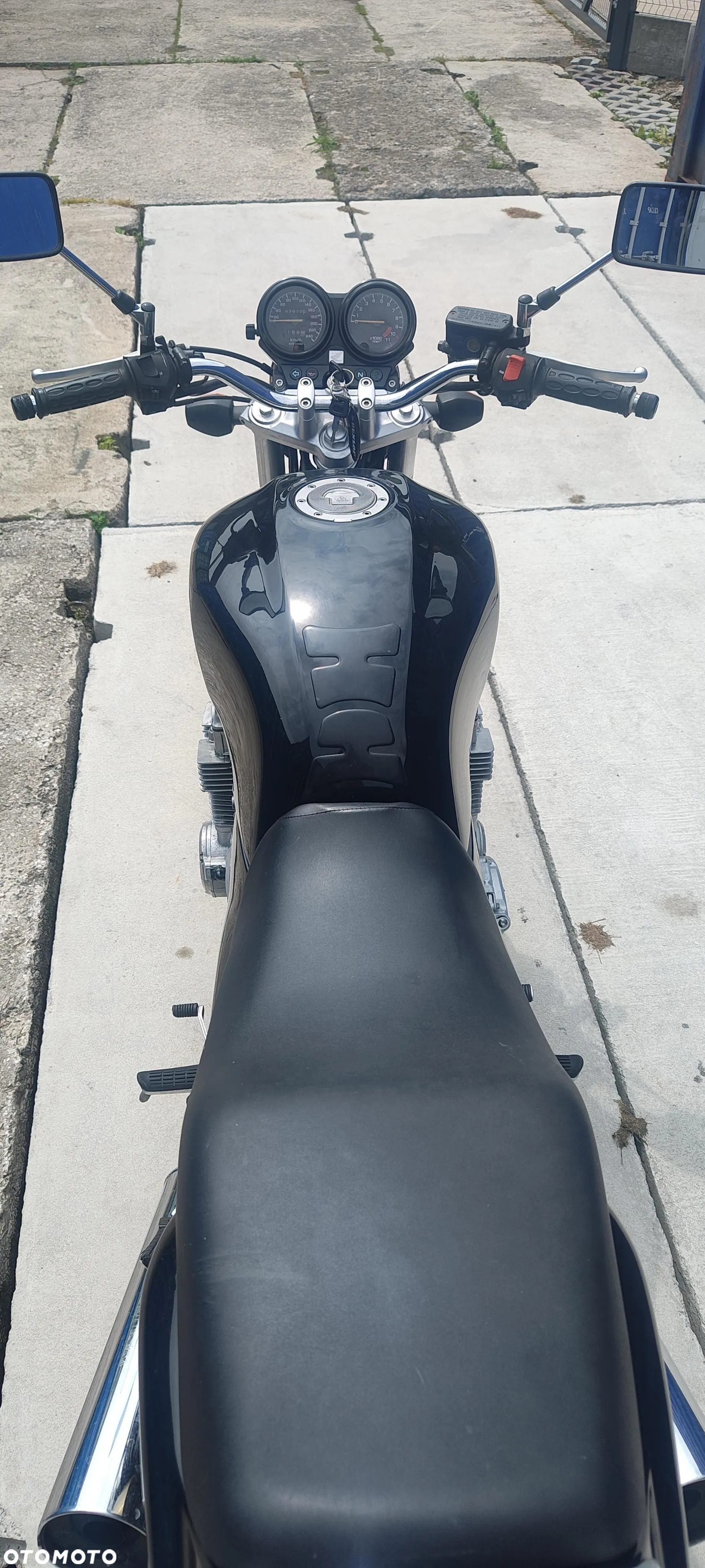 Honda CB - 9