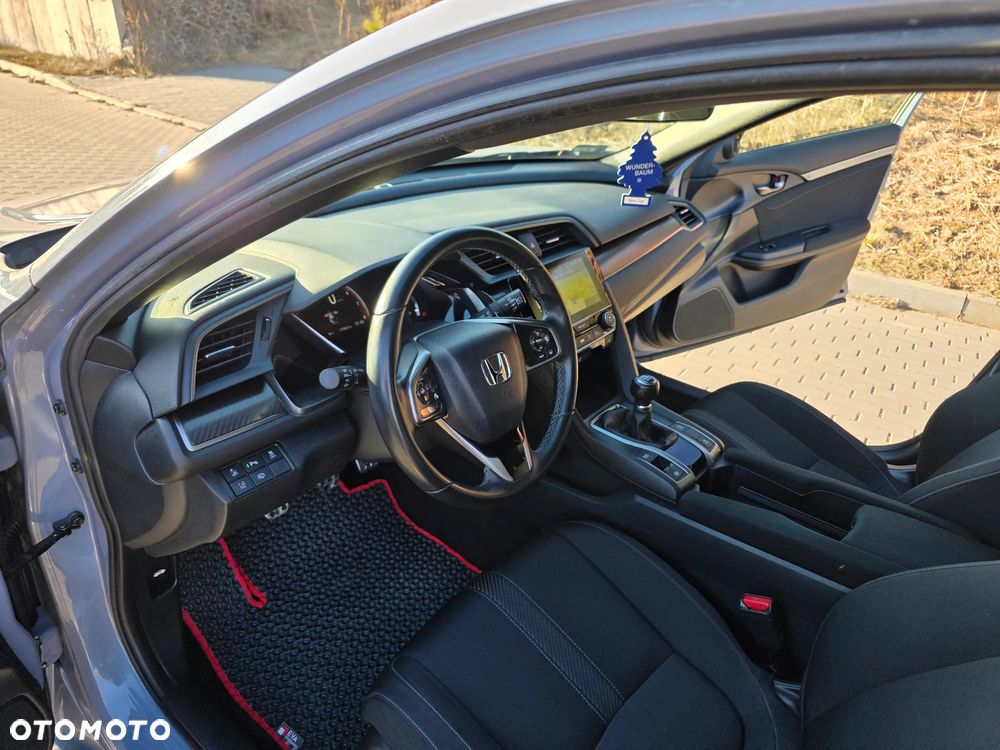Honda Civic 1.5 T Sport (Navi) - 33