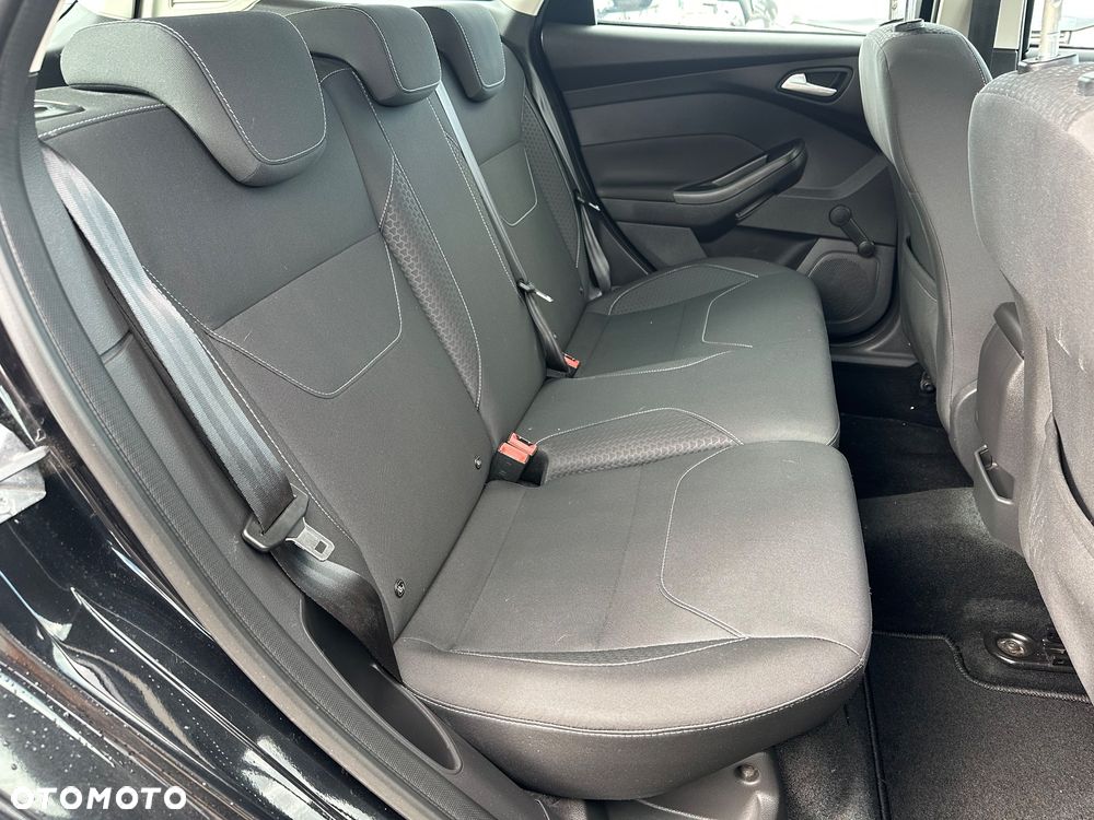Ford Focus 1.0 EcoBoost Start-Stopp-System COOL&CONNECT DESIGN - 17