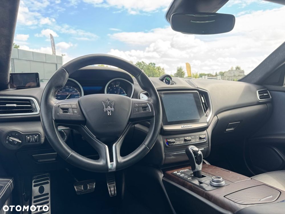 Maserati Ghibli - 13
