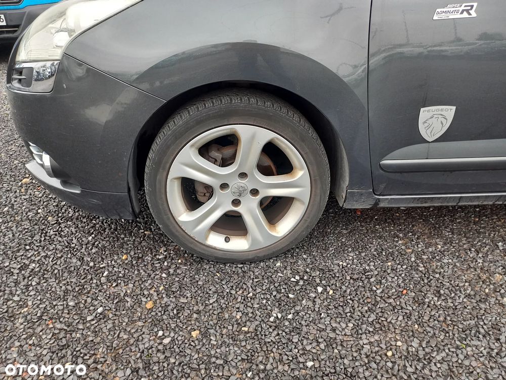 Peugeot 5008 - 11