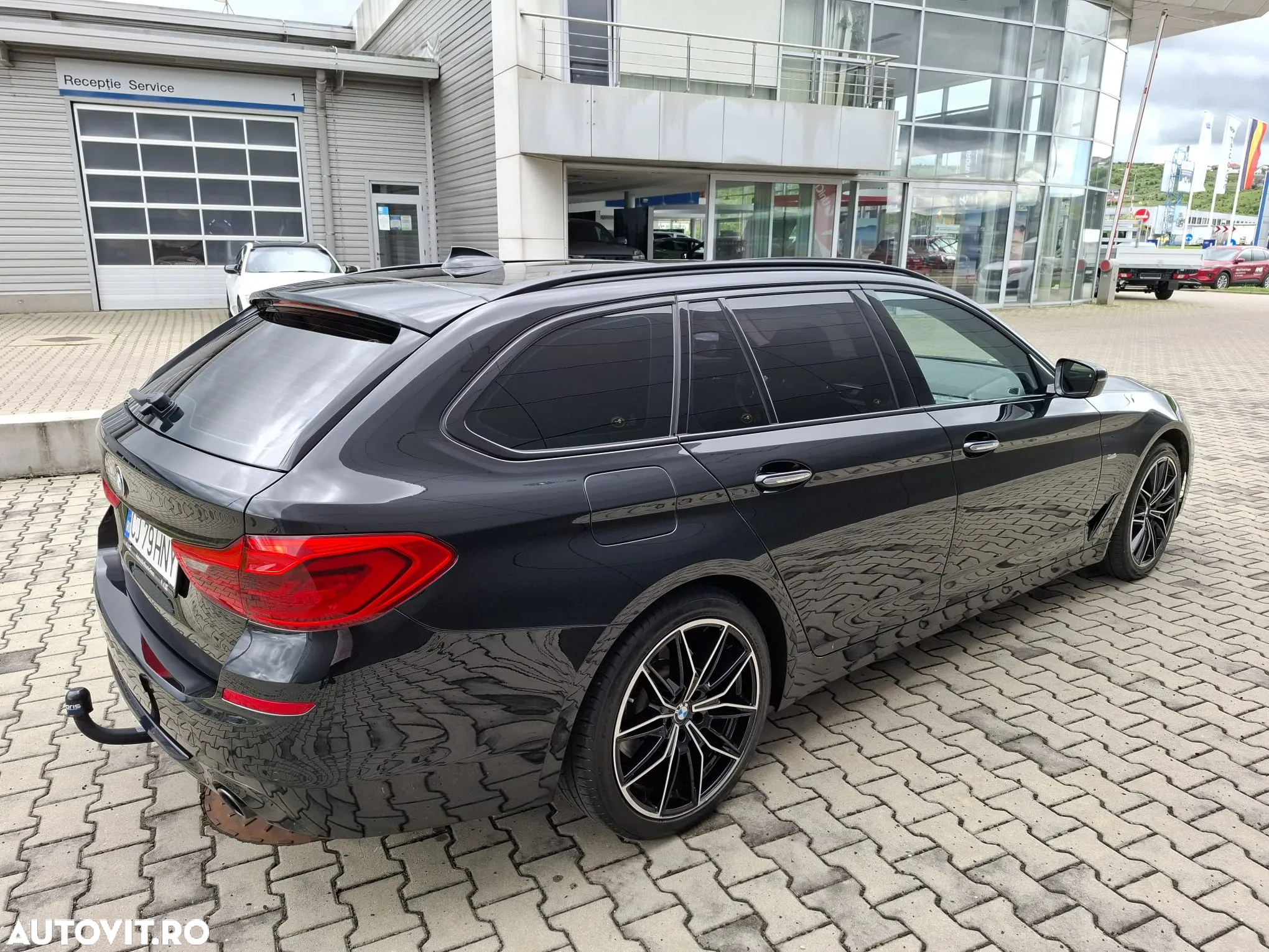 BMW Seria 5 520d xDrive Touring Aut. Sport Line - 24