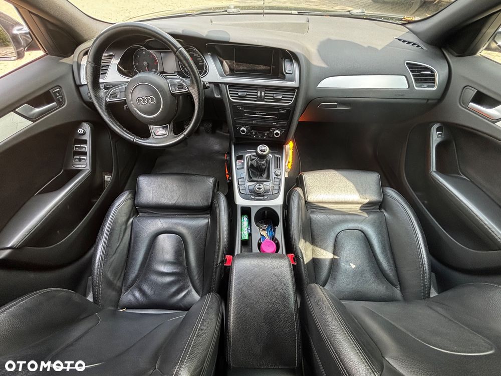 Audi A4 Avant - 16