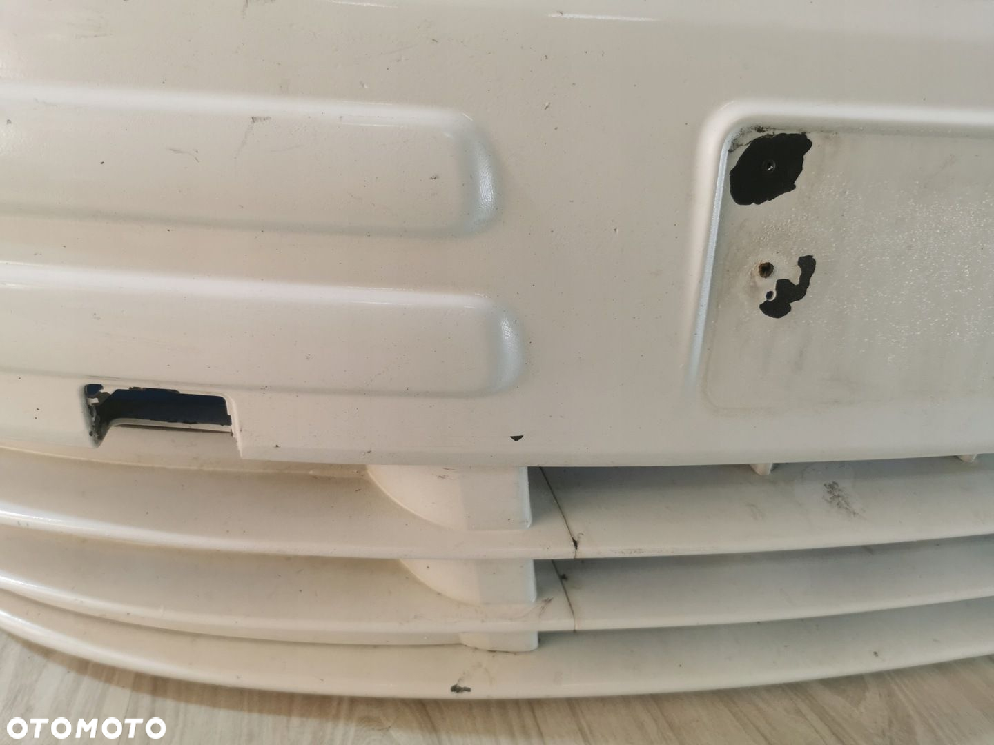 VW Caddy 03/10 zderzak przód przedni - 11