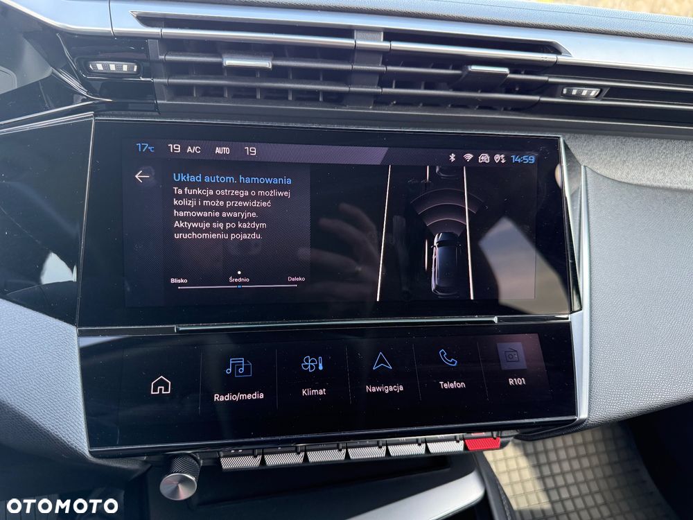 Peugeot 308 1.5 BlueHDi Active Pack Business S&S EAT8 - 33