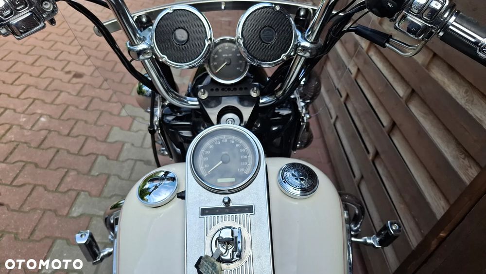 Harley-Davidson Touring Road King - 22