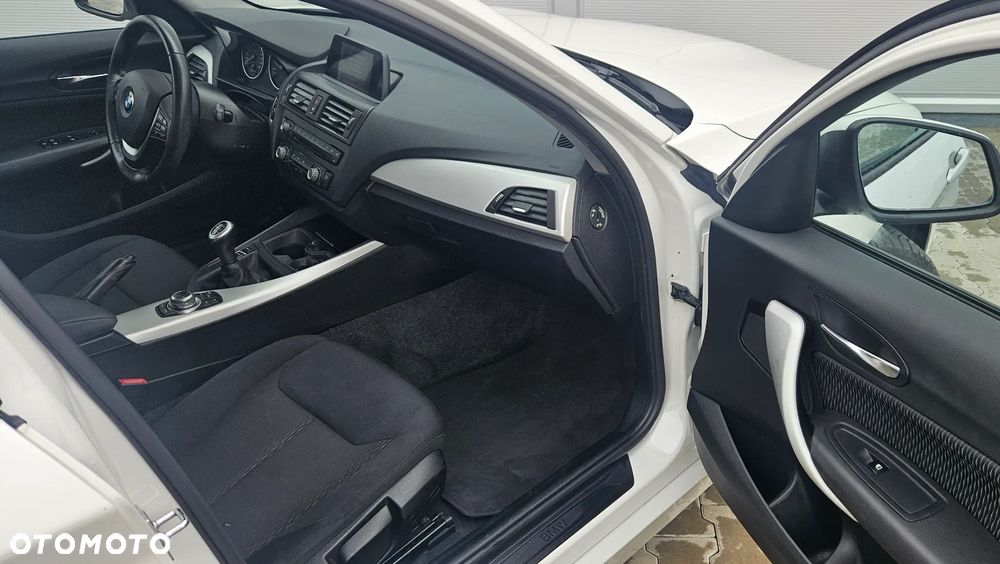 BMW Seria 1 118d DPF Edition Lifestyle - 25