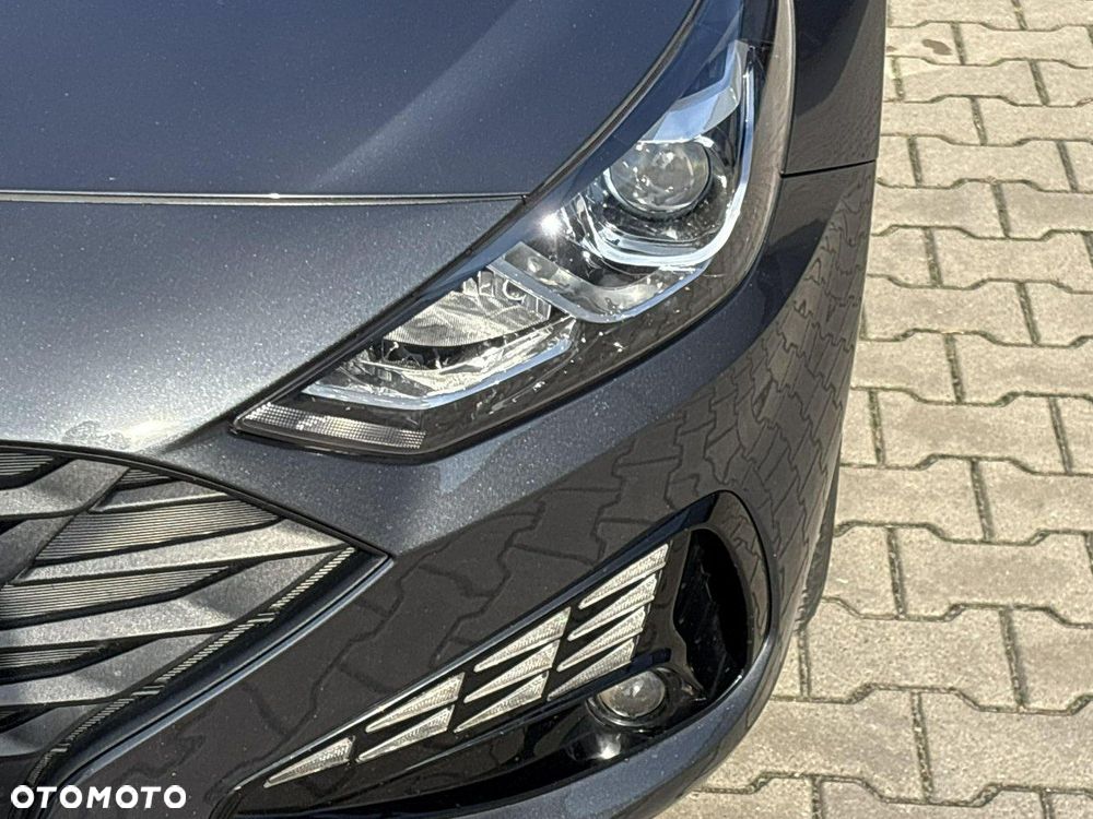 Hyundai i30 1.5 DPI Classic + - 9