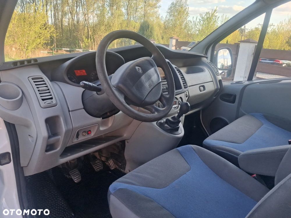 Renault TRAFIC - 5