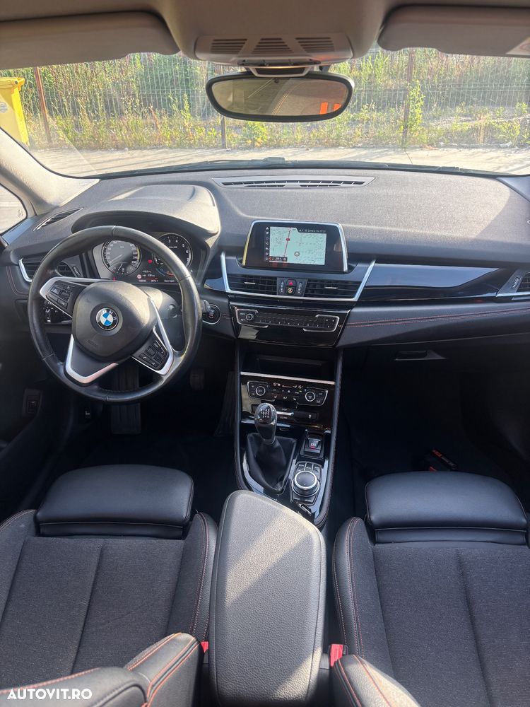 BMW Seria 2 216i Sport Line - 8