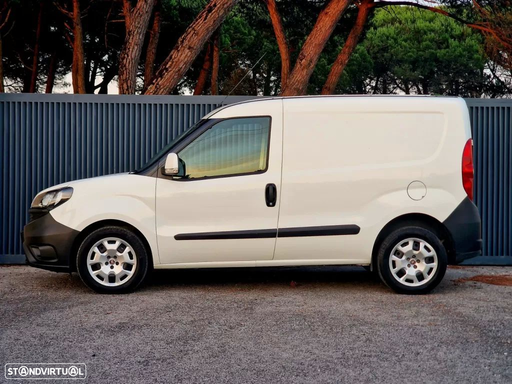 Fiat Doblo Cargo 1.6 Multijet-IVA Dedutível-AC - 3