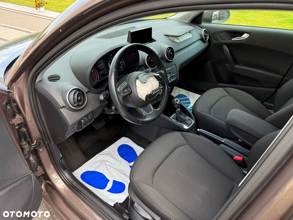 Audi A1 Sportback 1.0 TFSI ultra S tronic - 5