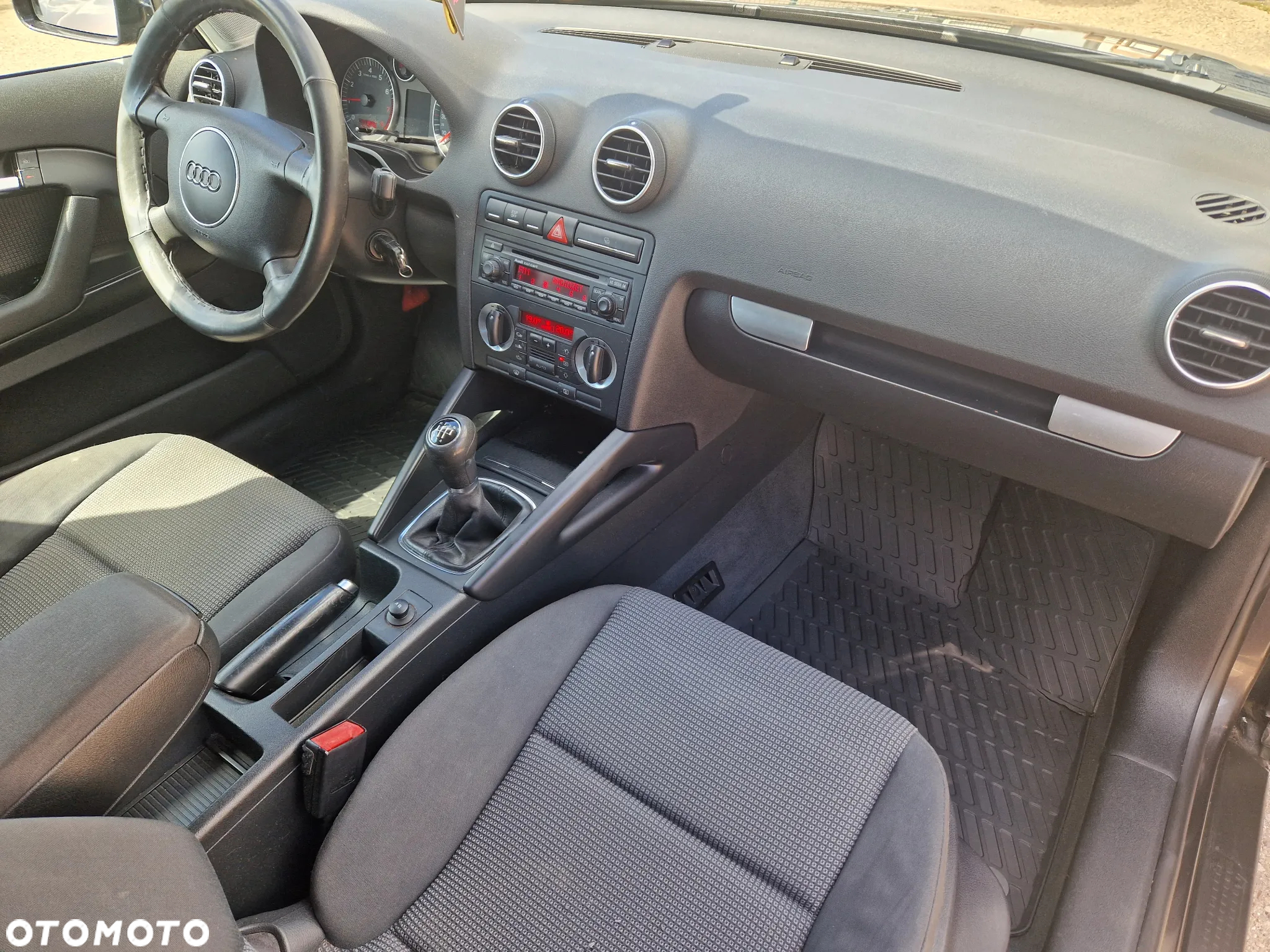 Audi A3 1.6 Attraction - 11