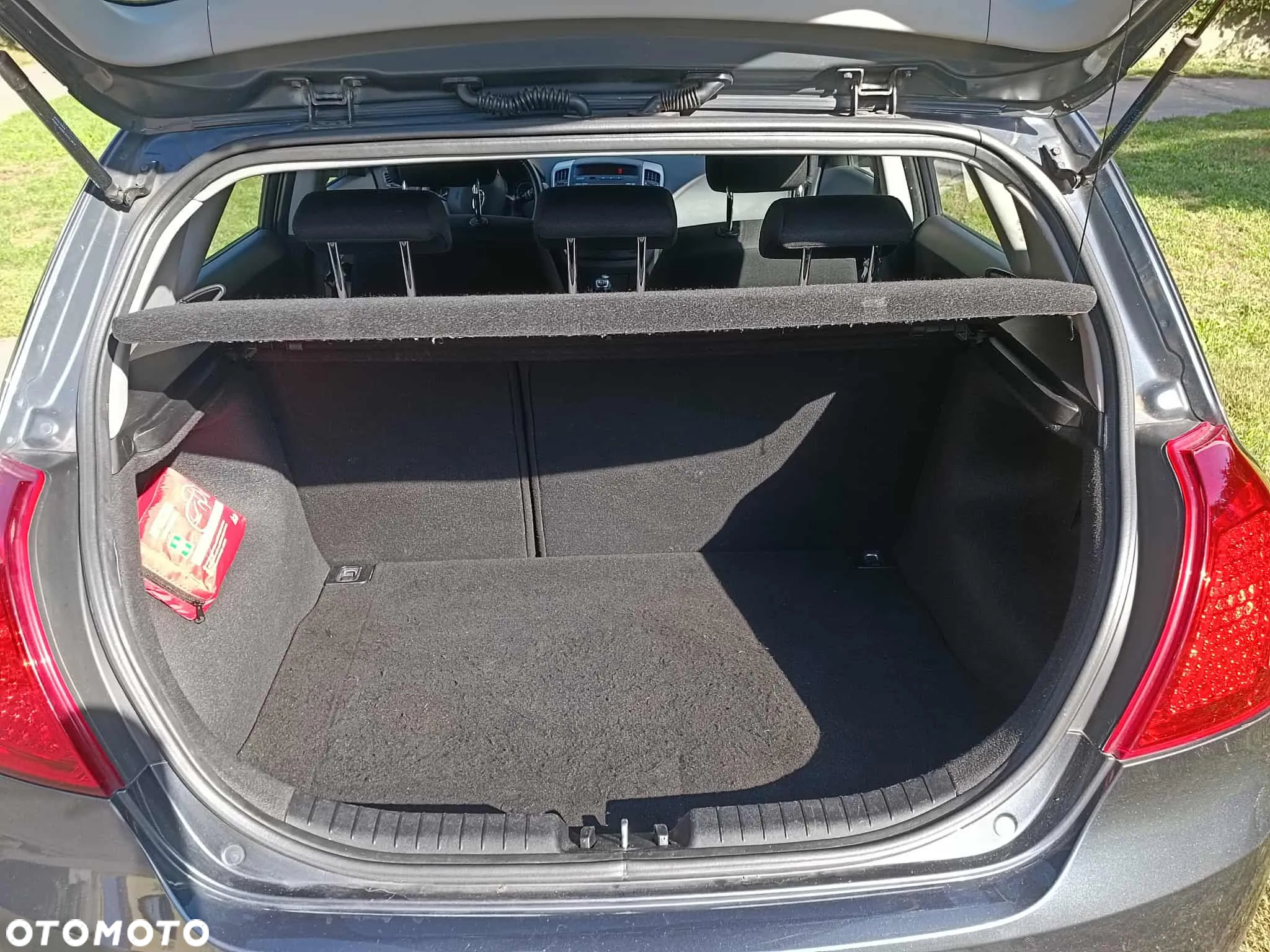 Kia Ceed - 9