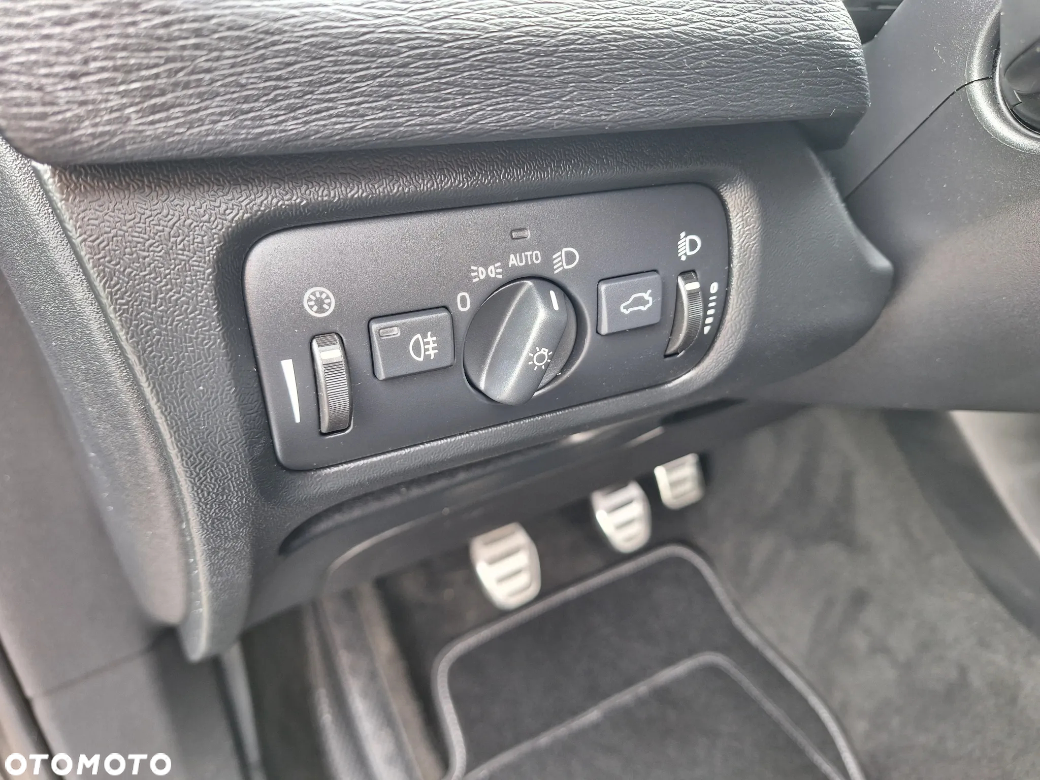 Volvo V40 D4 RDesign - 19