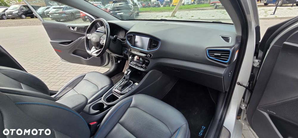 Hyundai IONIQ 1.6 GDI Premium - 40