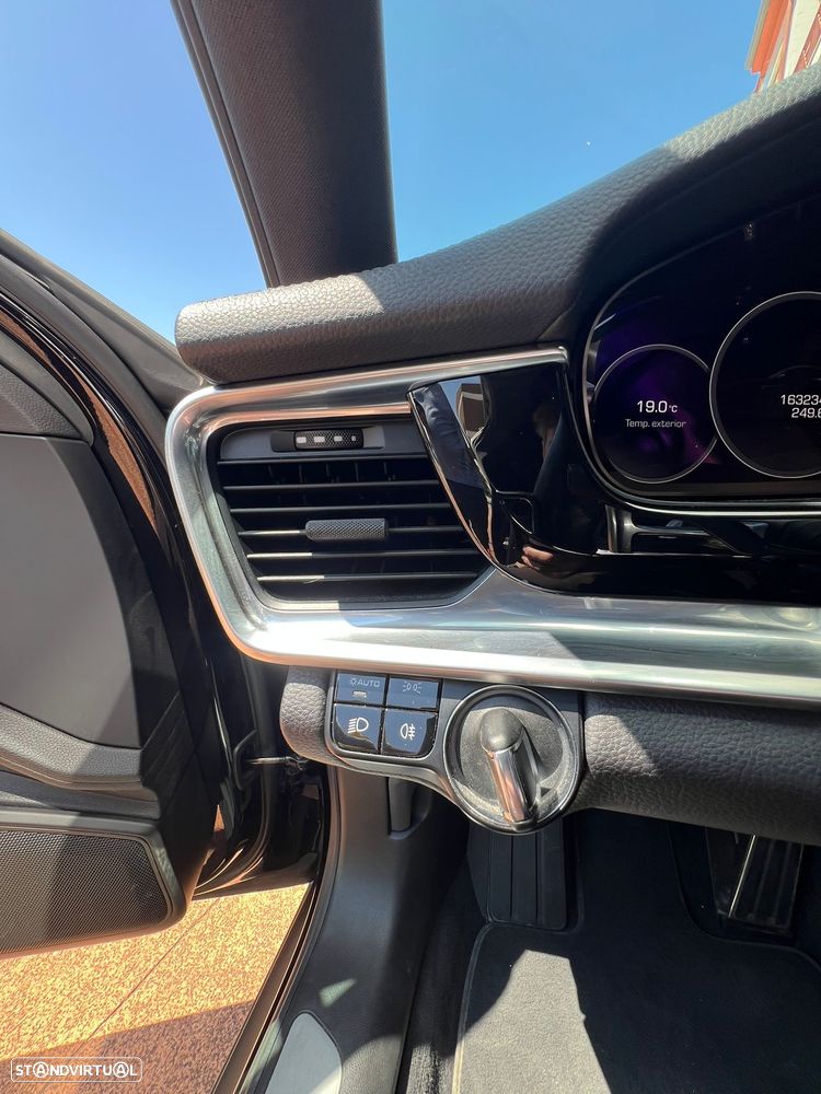 Porsche Panamera Sport Turismo 4 E-Hybrid - 14