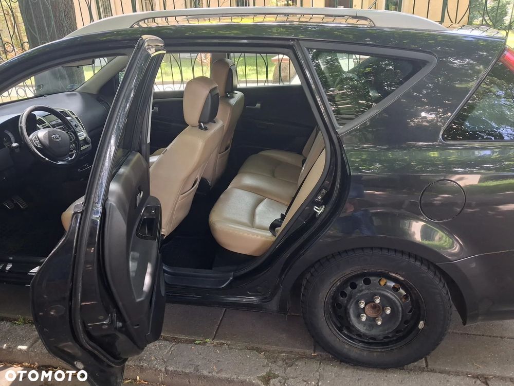 Kia Ceed - 7