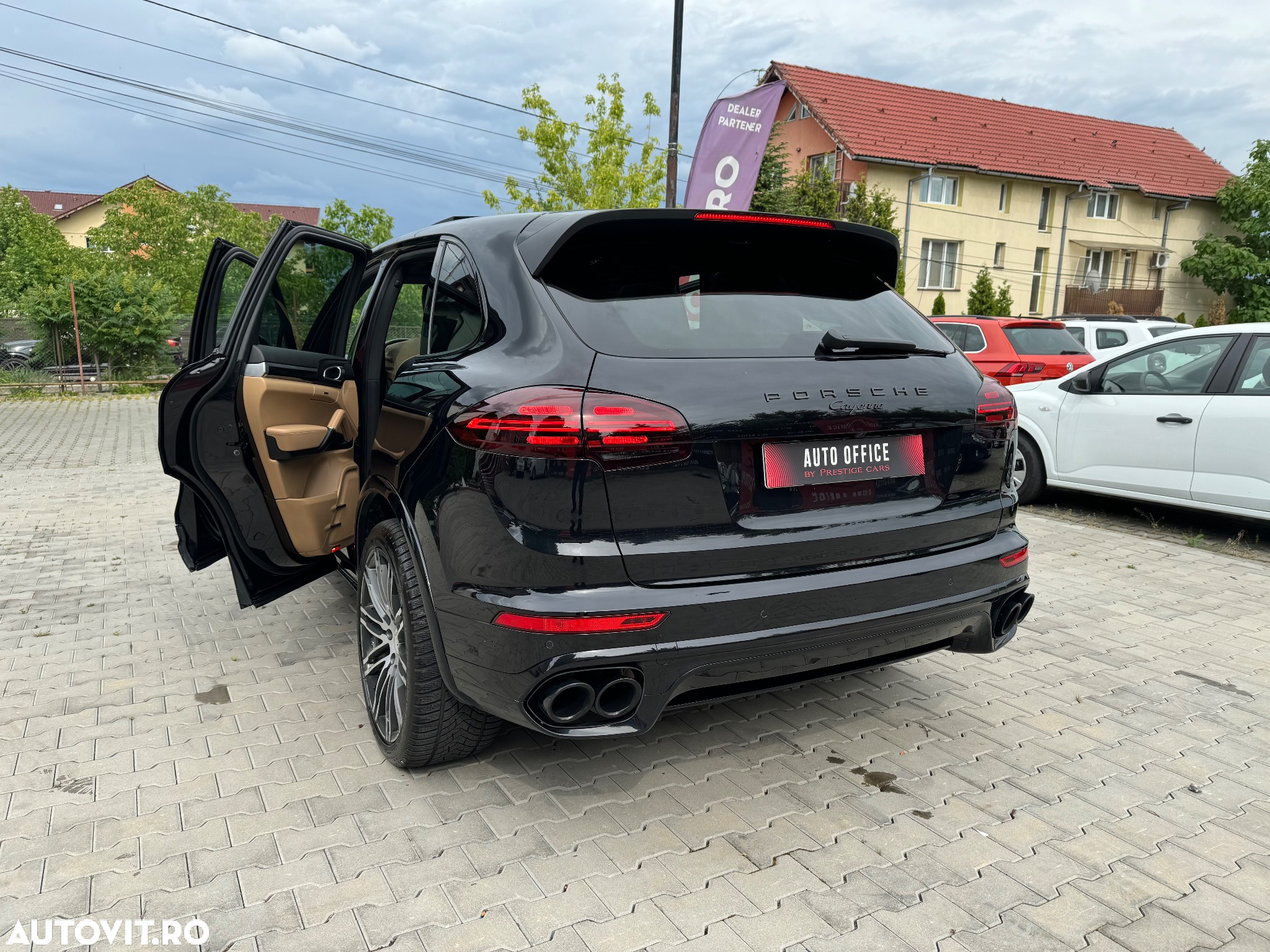 Porsche Cayenne 3.0 L - 14