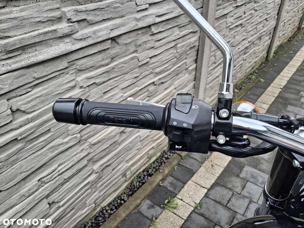 Benelli IMPERIALE 400 - 12