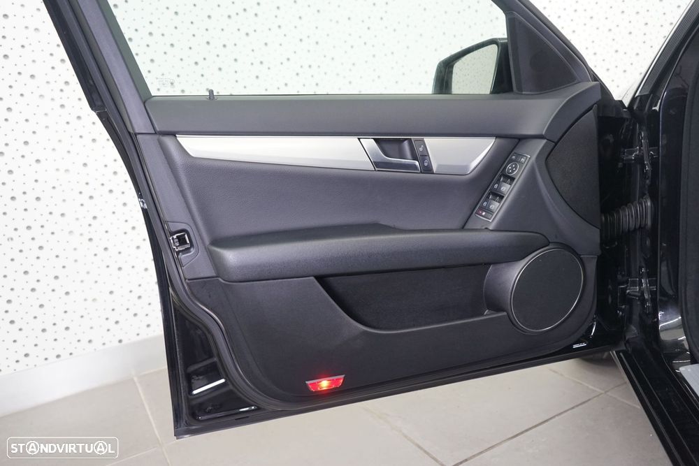 Mercedes-Benz C 180 CDi Avantgarde BlueEfficiency Aut. - 17