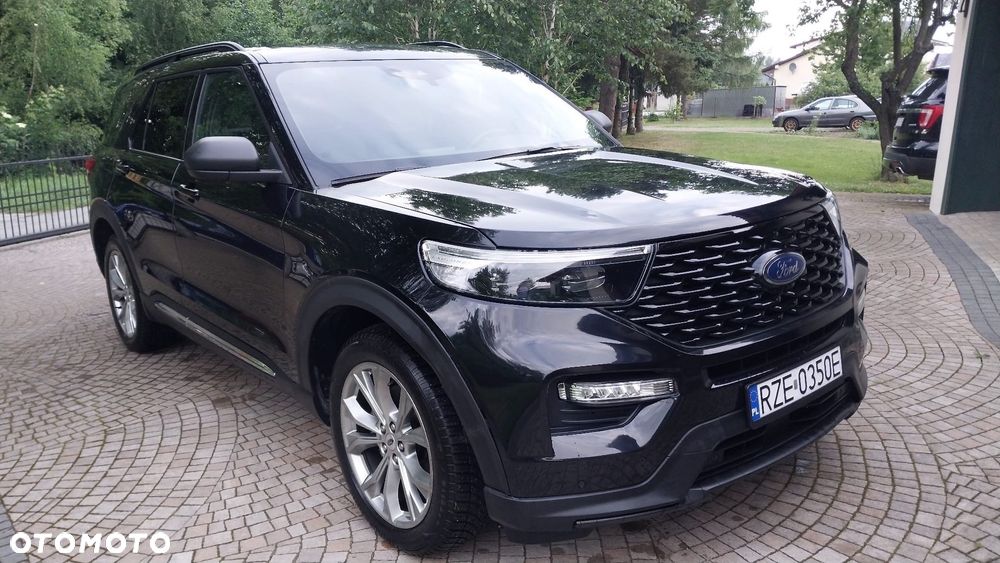 Ford Explorer - 1